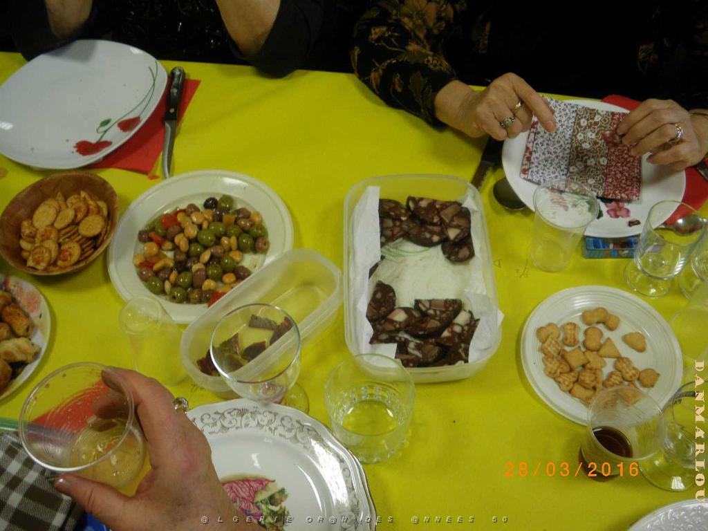 2016 03 28 ST LAURENT DU VAR PAELLA POUR PAQUES AVEC L ALFAN (24).JPG